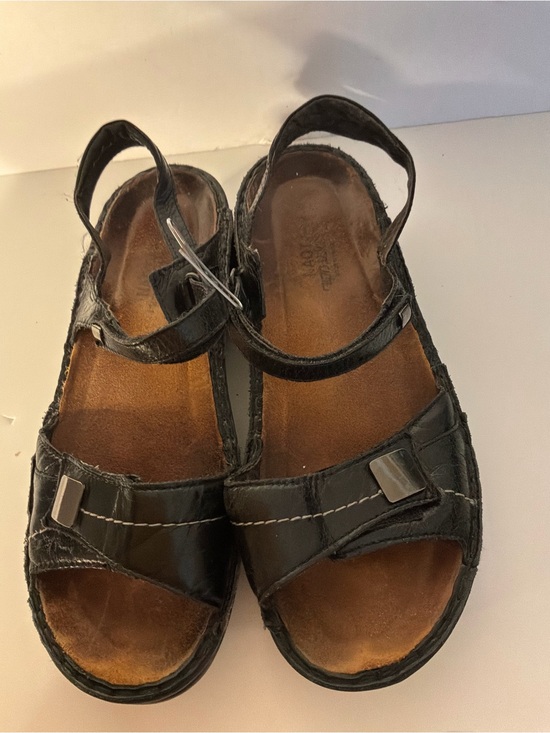 Naot Shoes - NAOT..Leather Sandals